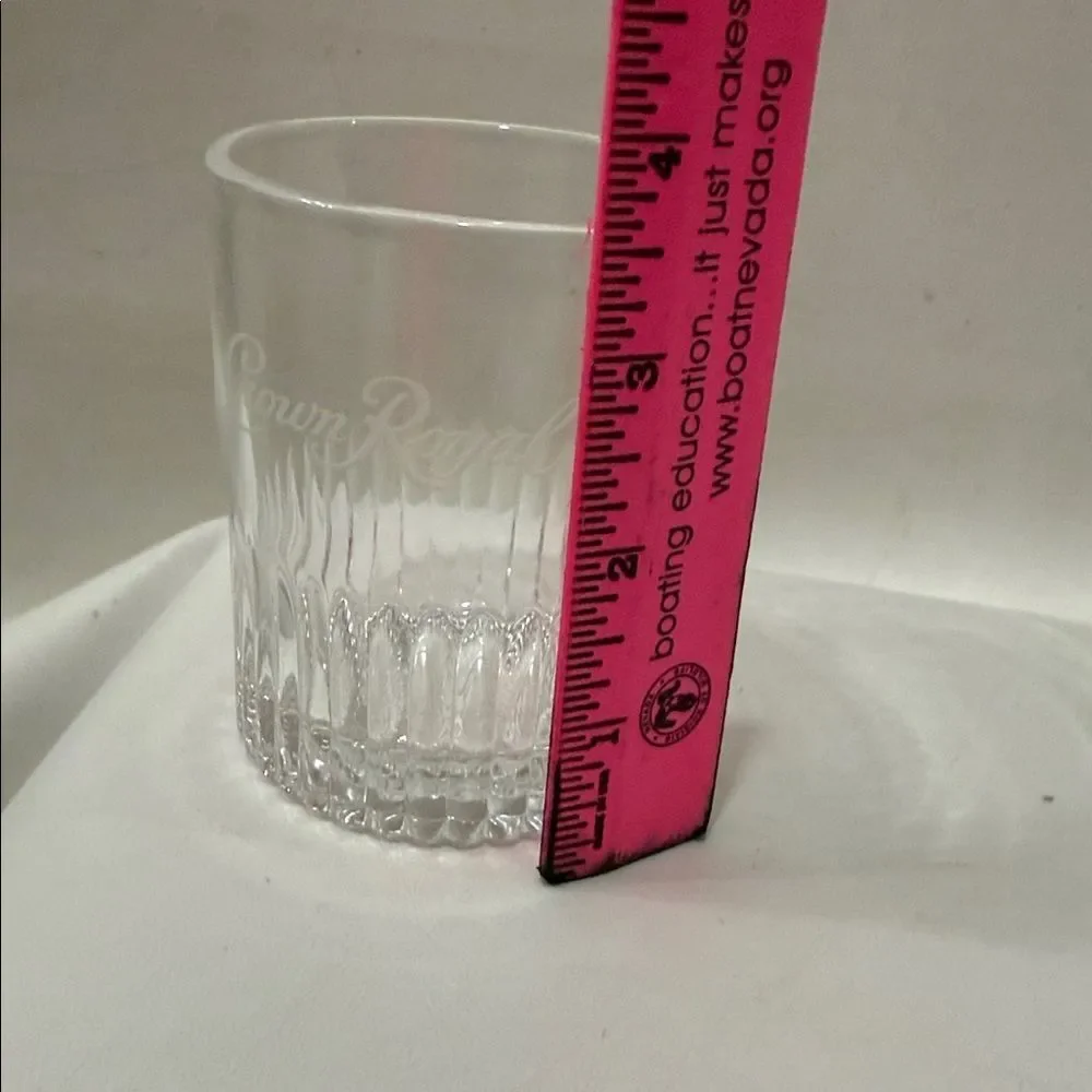 Crown Royal Crystal Glass 10 Ounces Bar Cocktail Rocks 3 In Round 3 1/2 In Tall